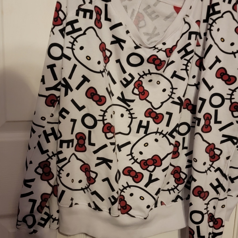 Hello kitty sweater